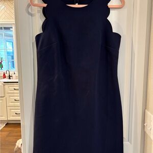 Elegant Navy Blue Sleeveless Scallopped Dress